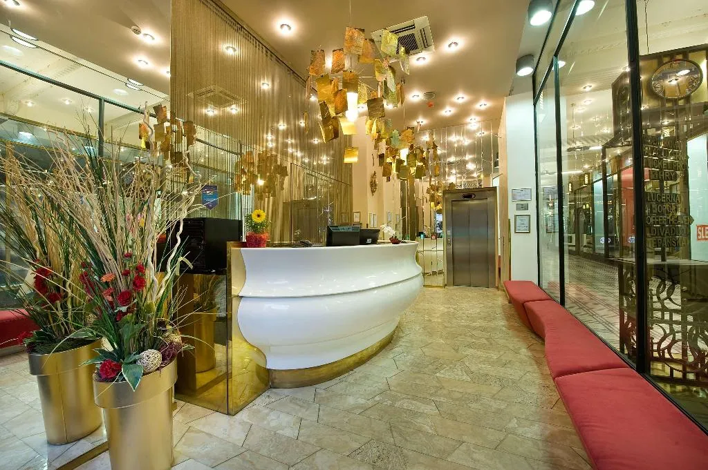 Lobby, EA Hotel Rokoko, Prague