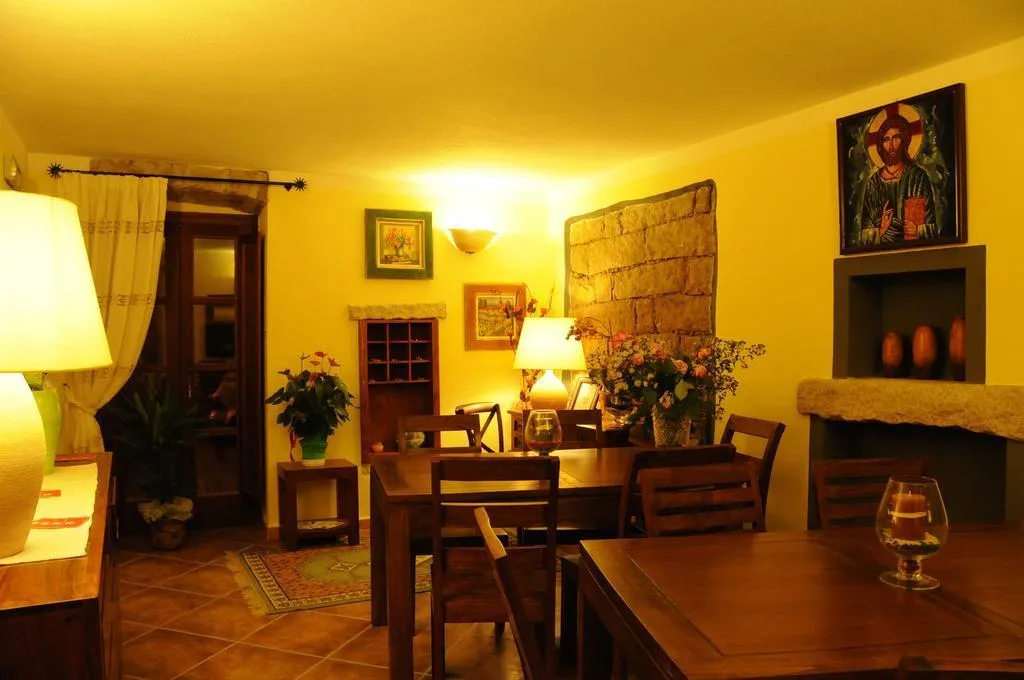 General view, La Casa di Babbai, Olbia
