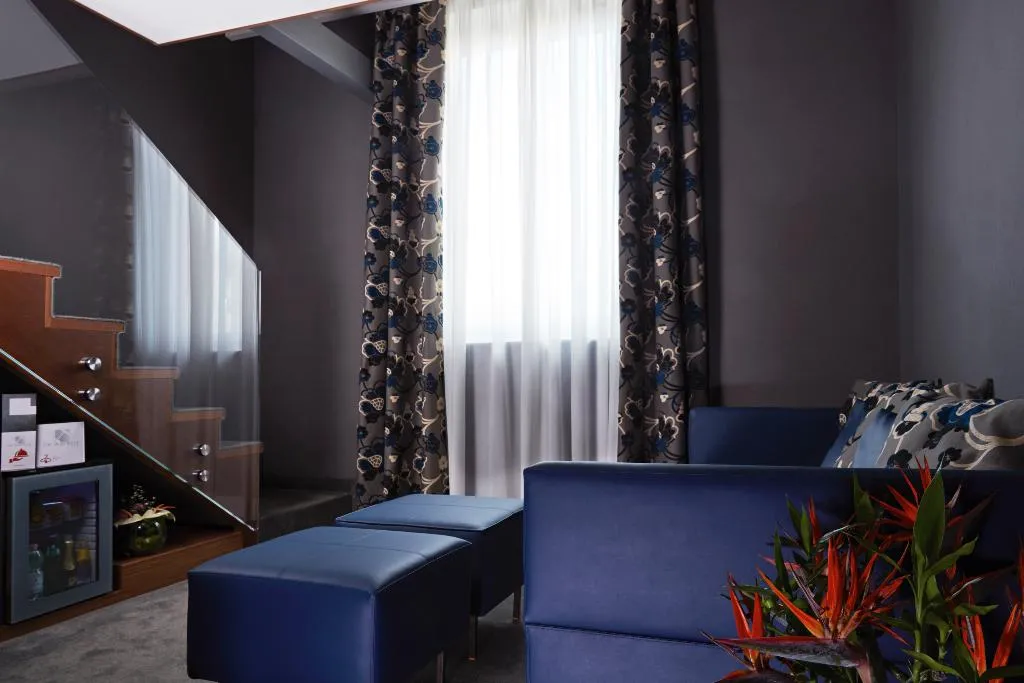 JUNIOR SUITE STANDARD Room, The Building, Rome