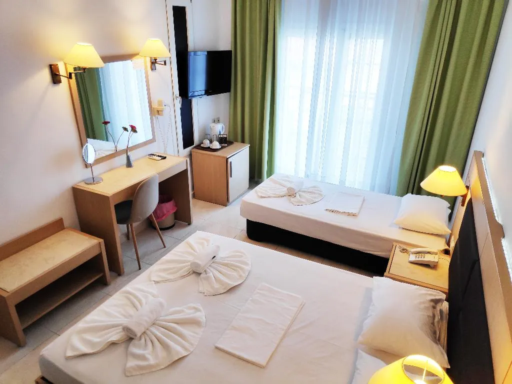 TRIPLE CLASSIC Room, Halkidiki Palace, Halkidiki