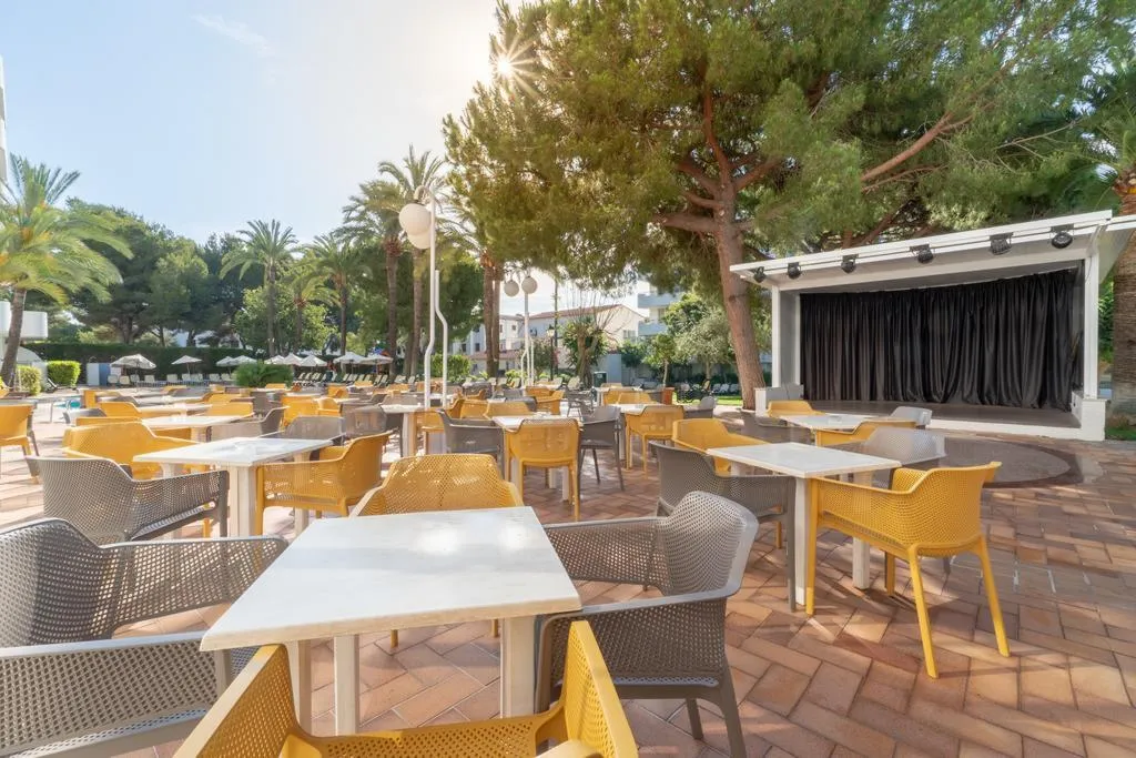 Sports and Entertainment, Tropicana Hotel, Majorca