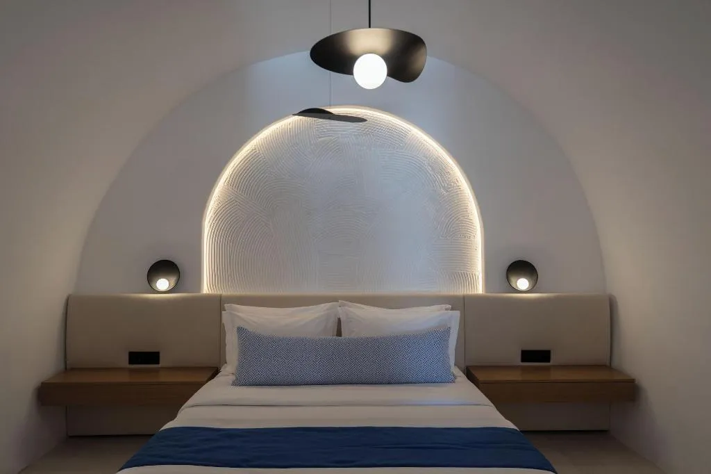 Room, You And Me Suites, Santorini