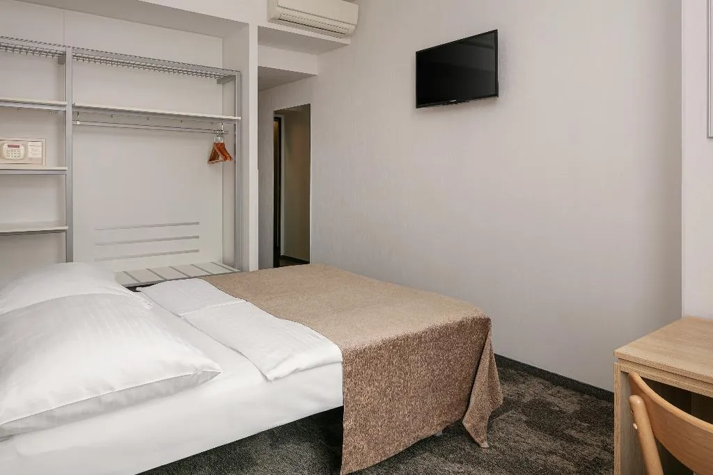 Double or Twin STANDARD Room, Hotel Ambiance, Prague