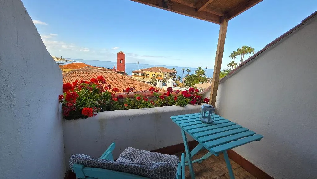 Double or Twin WITH BALCONY Room, Villa Las Flores, Tenerife