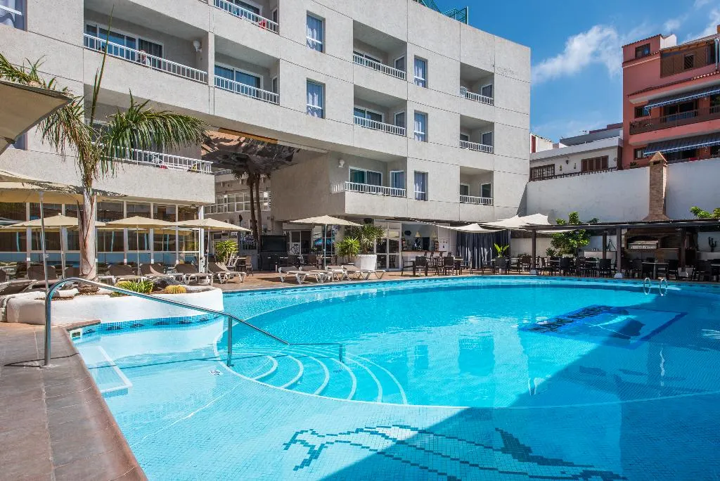 Pool, Vigilia Park, La Gomera