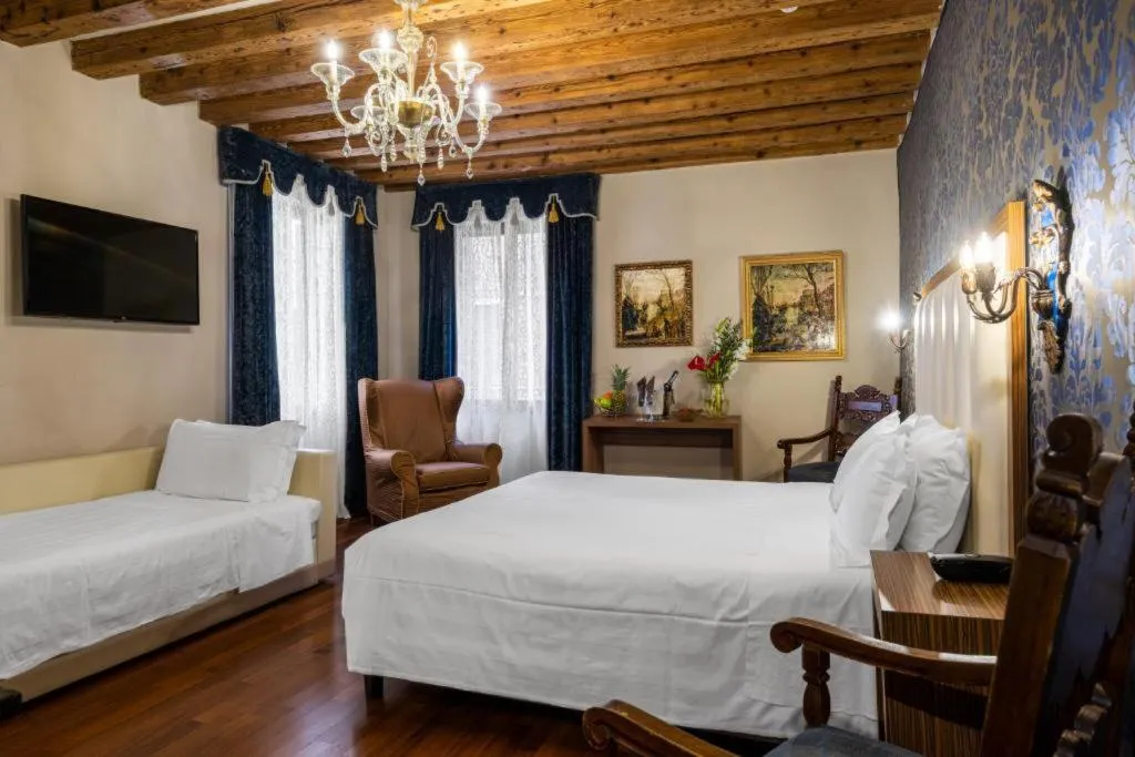 FAMILY ROOM CLASSIC Room, Palazzo San Lorenzo, Venice
