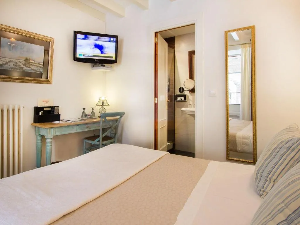 Room, Can Abril, Majorca