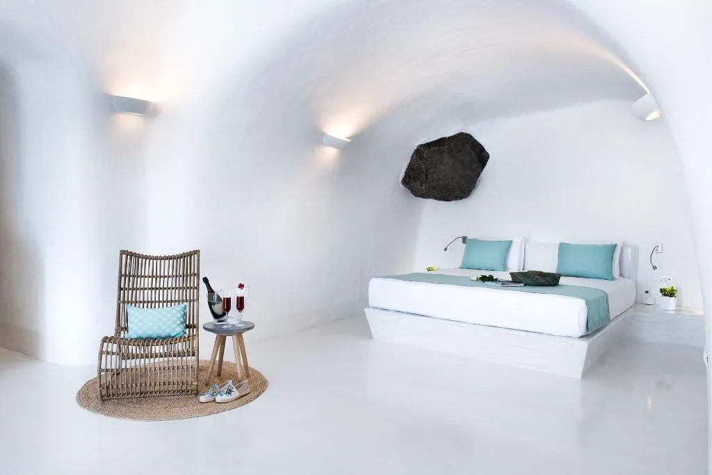 Room, Maregio Suites, Santorini