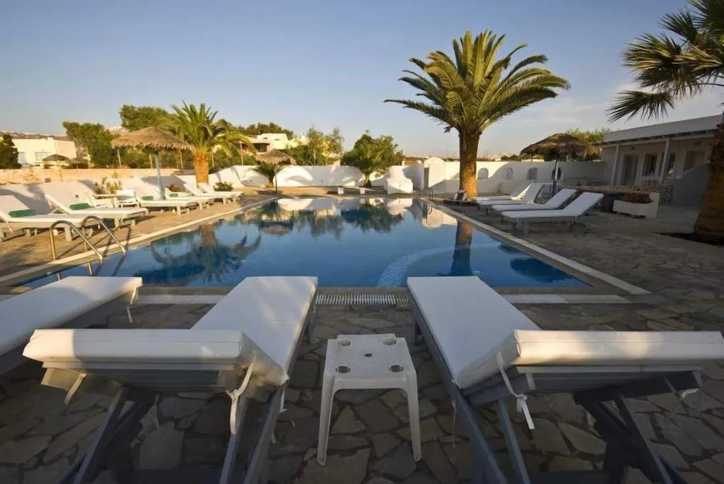 Sports and Entertainment, Alafouzos Studios, Santorini