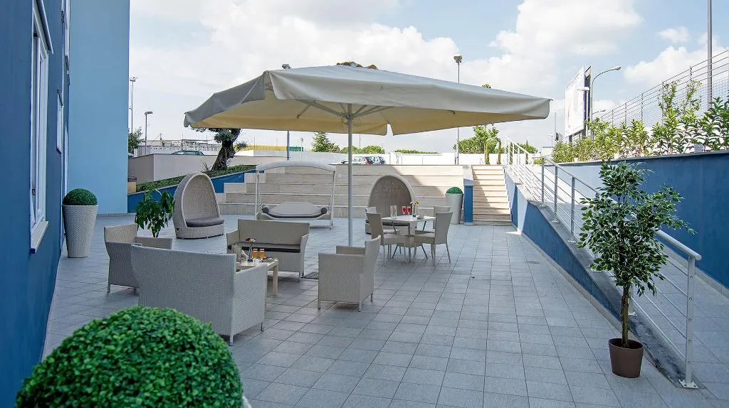 Terrace, Eracle Hotel, Naples