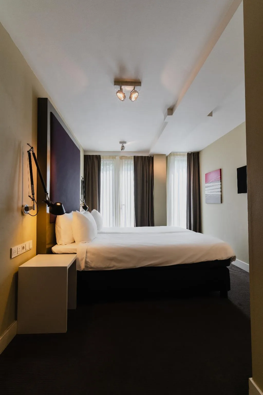 QUADRUPLE STANDARD Room, Hotel Roemer, Amsterdam