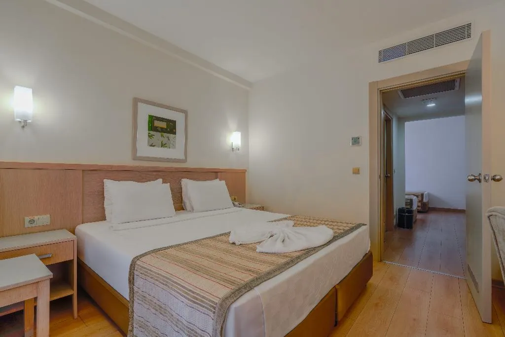FAMILY ROOM CONNECTING ROOM Room, Sural Resort Hotel, Antalya
