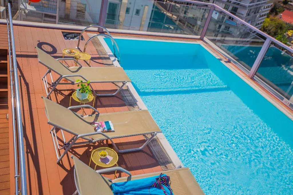 Pool, Novus Hotel, Athens
