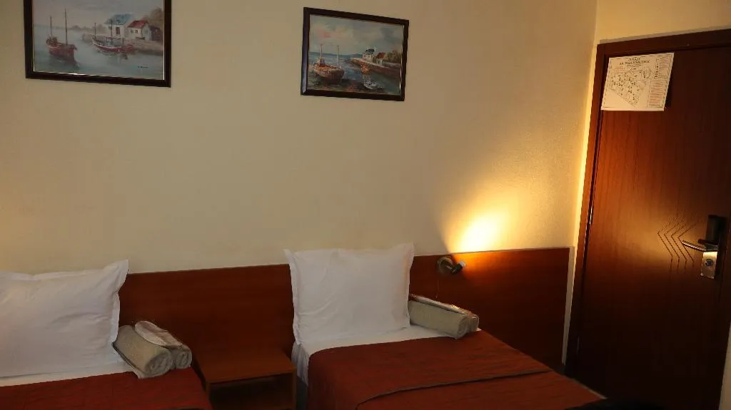 TWIN TWO BEDS Room, Palitra, Varna