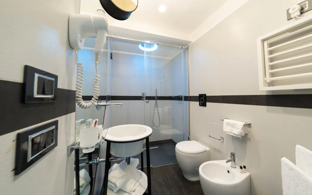 DOUBLE SUPERIOR Room, Il Gabbiano, Naples