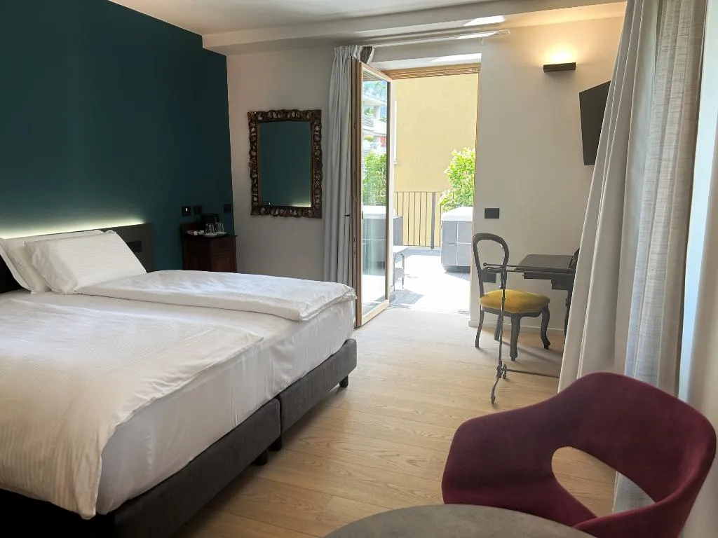 JUNIOR SUITE DELUXE WITH JACUZZI Room, Locanda Restel De Fer, Milan