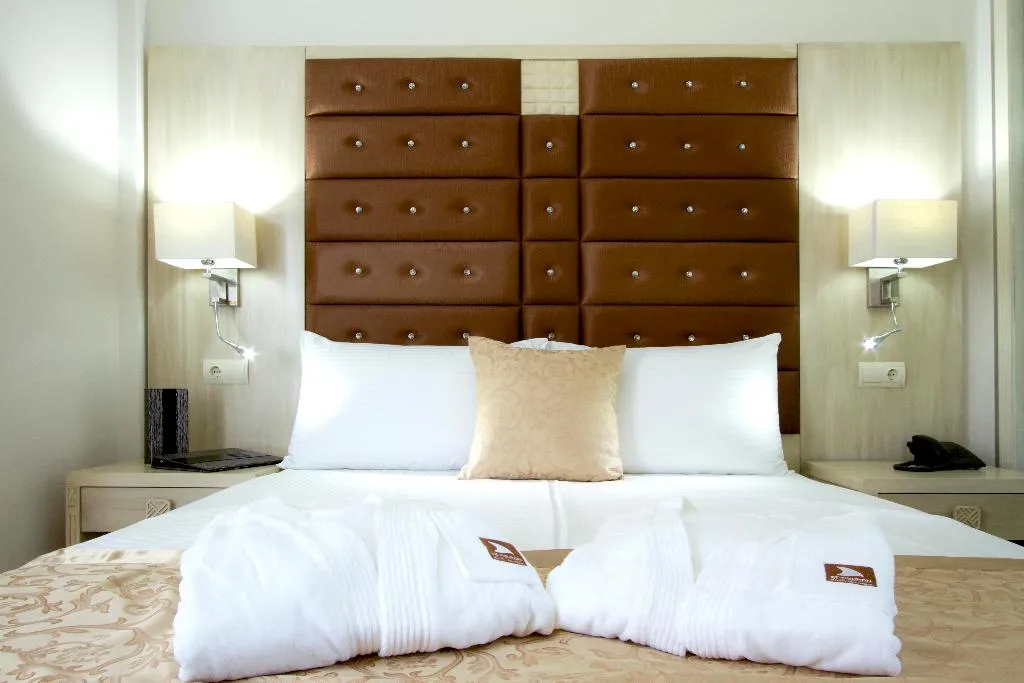 Double or Twin STANDARD Room, Moon Dreams Torremolinos, Costa Del Sol