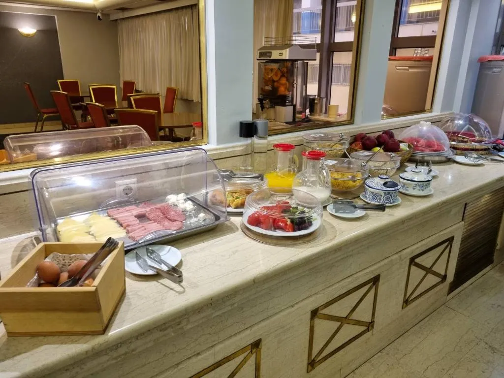 Restaurant, Savoy, Athens