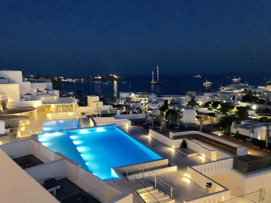 General view, The George Hotel, Mykonos