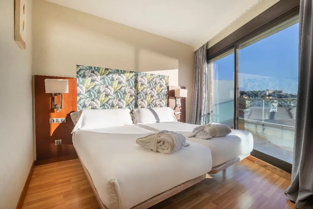 SUITE STANDARD Room, Moon Dreams CalaBahia, Costa Del Sol