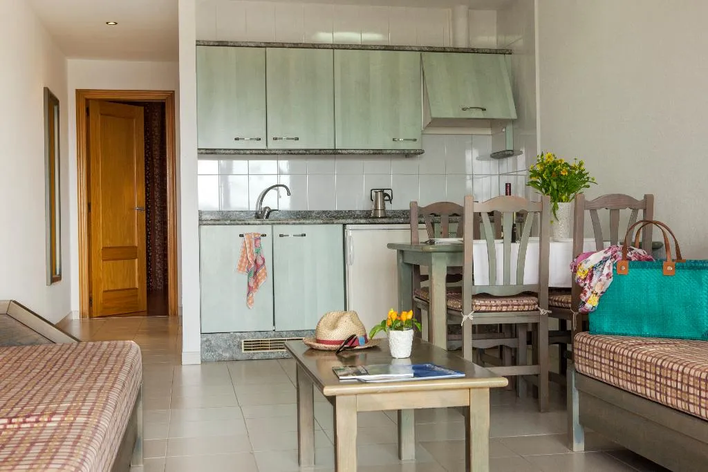 APARTMENT CAPACITY 2 Room, Paya II / 2, Ibiza