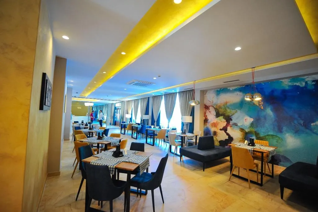 Restaurant, Sandy Beach Resort, Durres