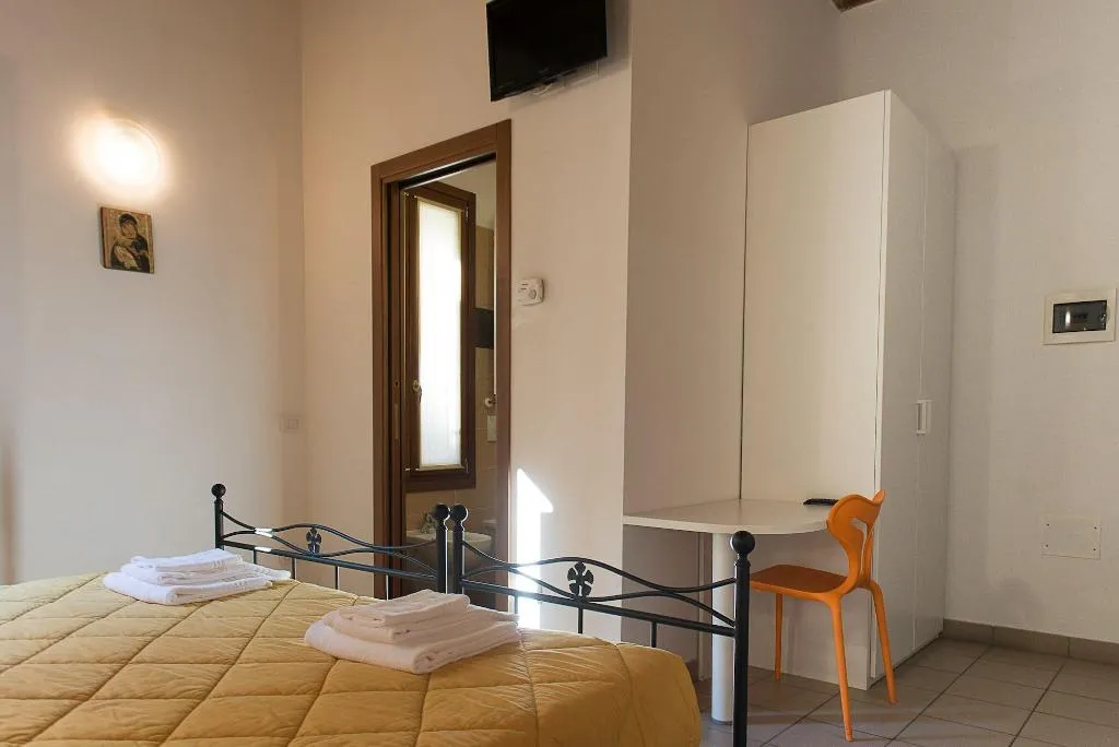 Room, Domus Clugiae, Venice
