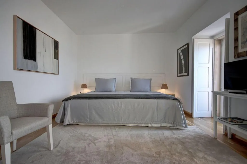 Room, Solar Dos Mouros, Lisbon