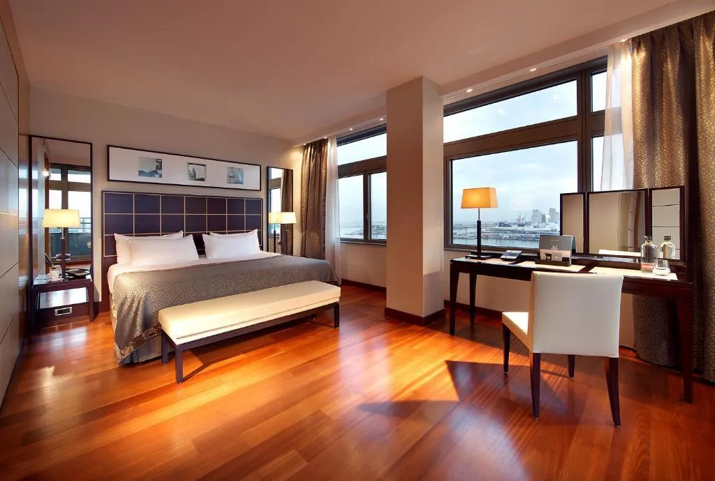 SUITE CAPACITY 2 Room, Eurostars Grand Marina GL, Barcelona