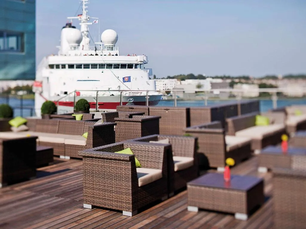 Terrace, Movenpick Hotel Amsterdam City Centre, Amsterdam