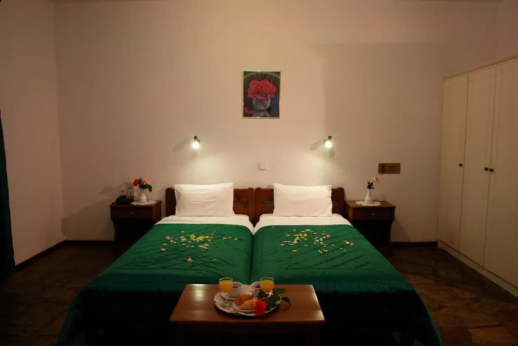 FAMILY ROOM STANDARD Room, Aphrodite, Skiathos