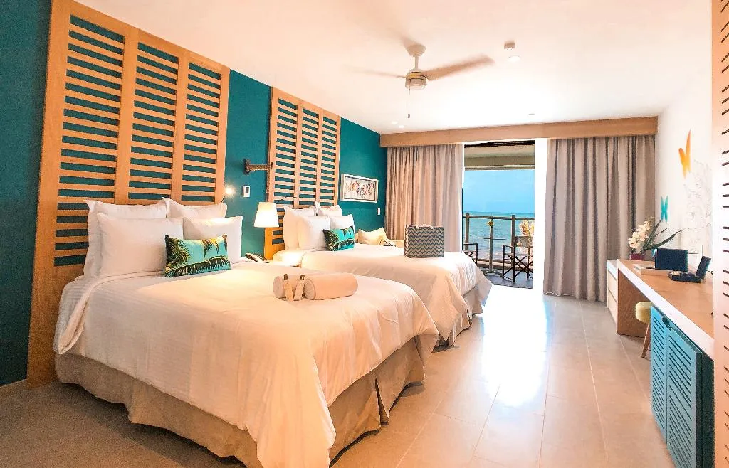 JUNIOR SUITE OCEAN VIEW TWO DOUBLE BEDS Room, Dreams Natura Resort & Spa, Cancun Area