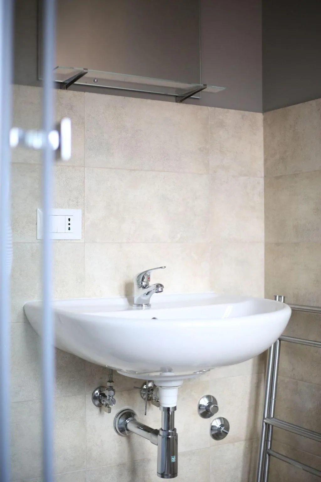 Room, My Sweet Rome, Rome