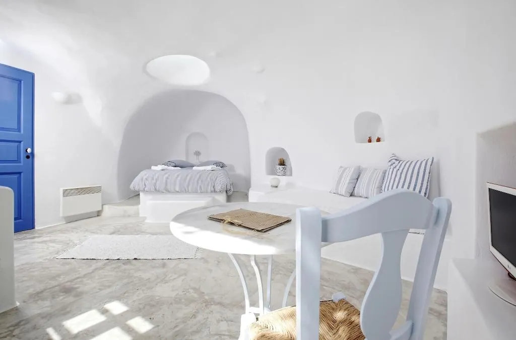 Room, Aghios Artemios Traditional Houses, Santorini