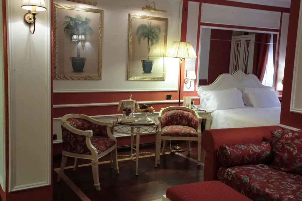 JUNIOR SUITE WITH JACUZZI Room, Palazzo Alabardieri, Naples
