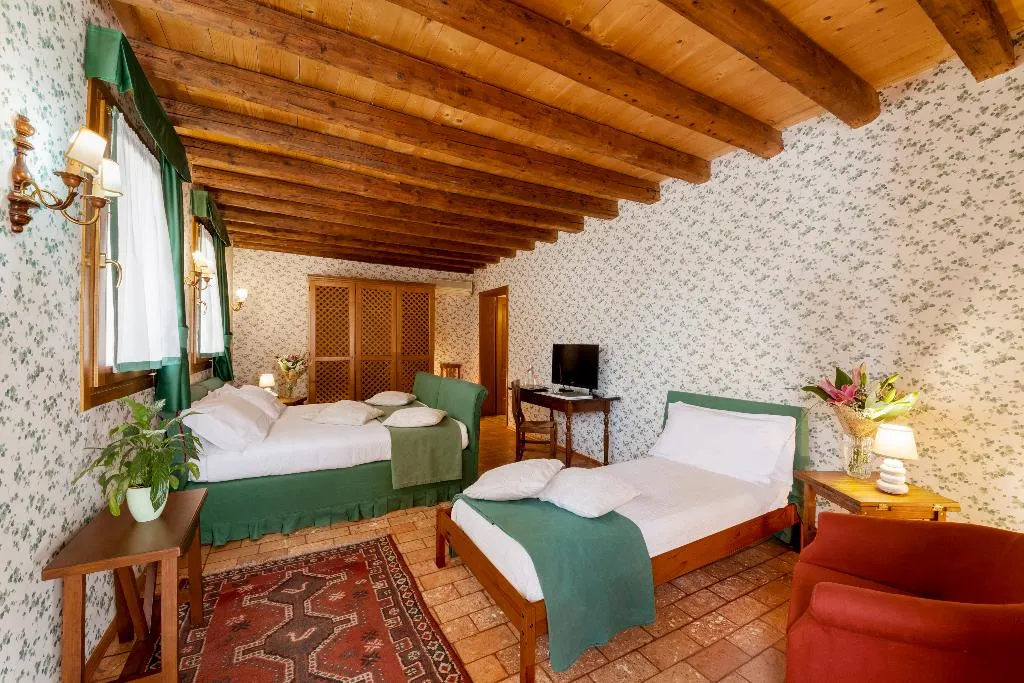 QUADRUPLE SUPERIOR Room, Ca' Tessera Venice Airport, Venice