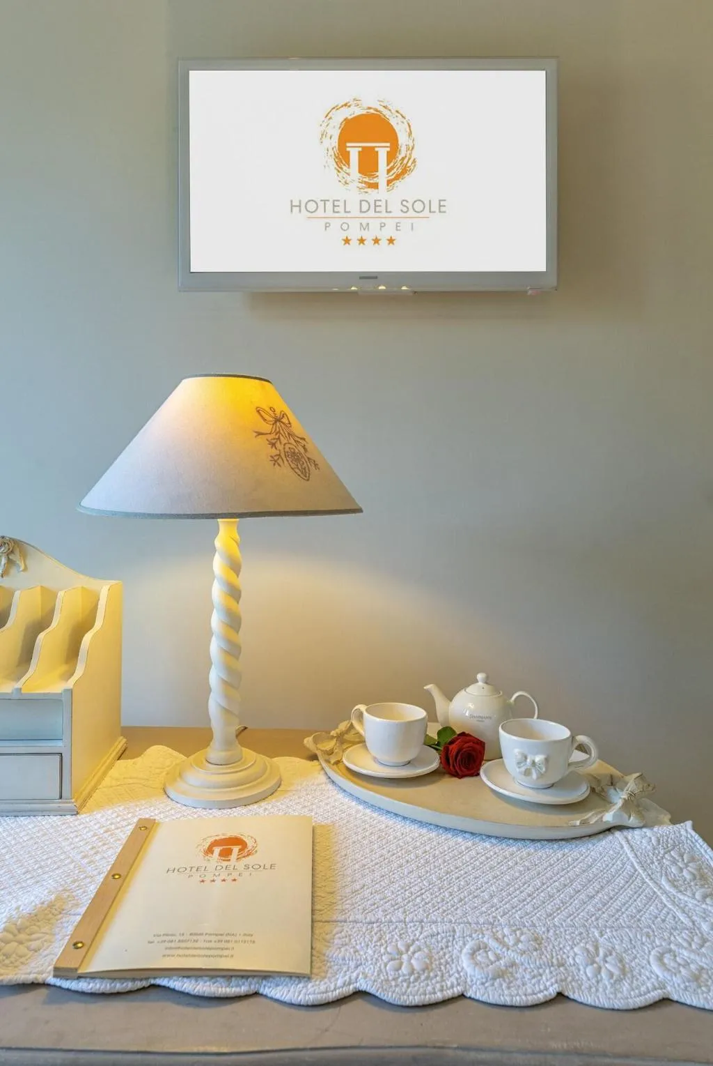 Room, Hotel Del Sole, Naples