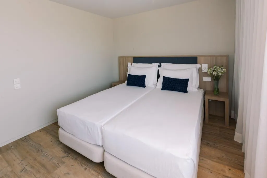 JUNIOR SUITE STANDARD Room, The Pearl Troia, Lisbon