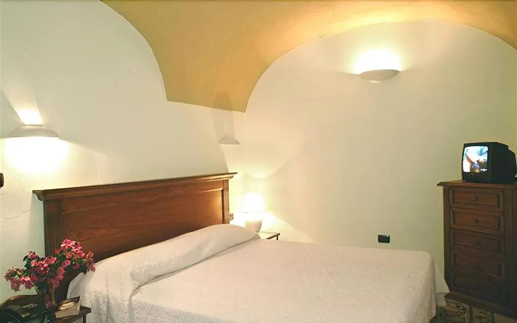 Room, Corte Fiorita, Alghero