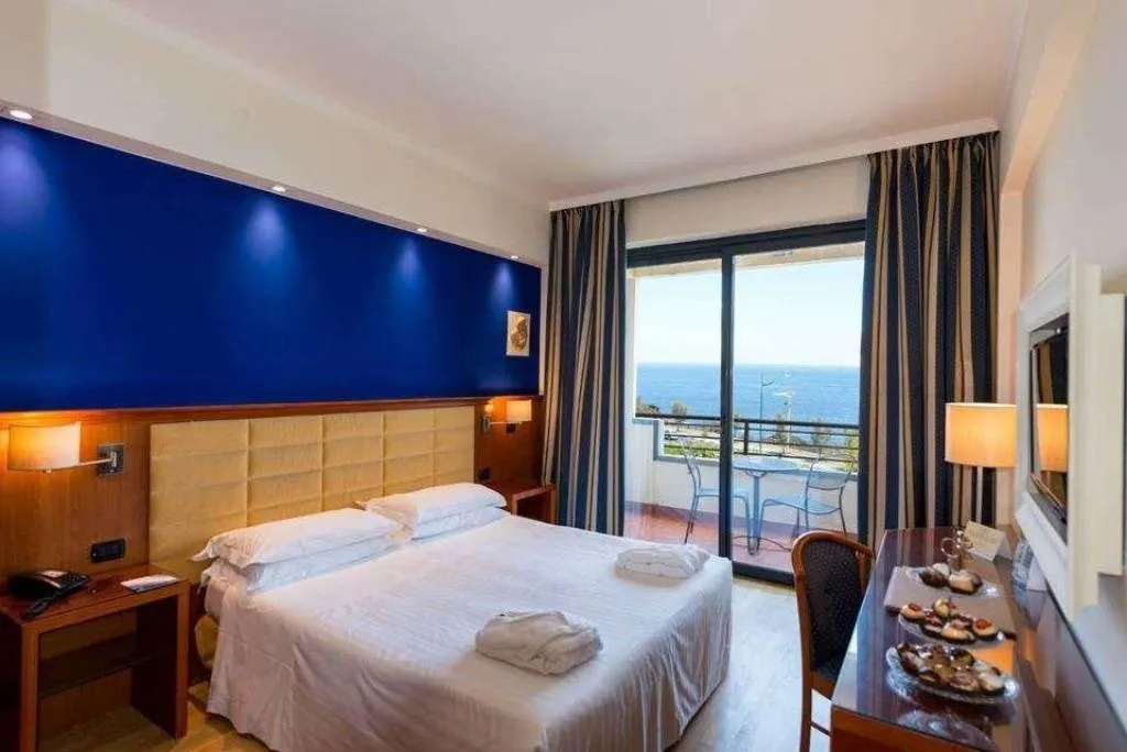 Room, Hotel Nettuno, Catania, Catania