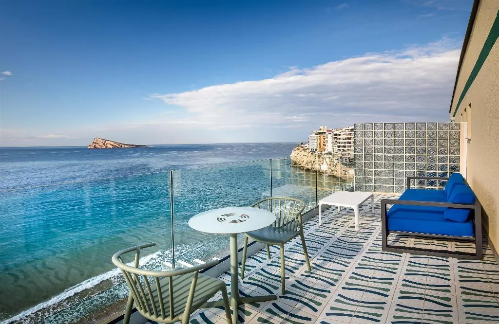 Double or Twin DELUXE SEA FRONT Room, Barcelo Benidorm Beach - Adults Recommended, Costa Blanca