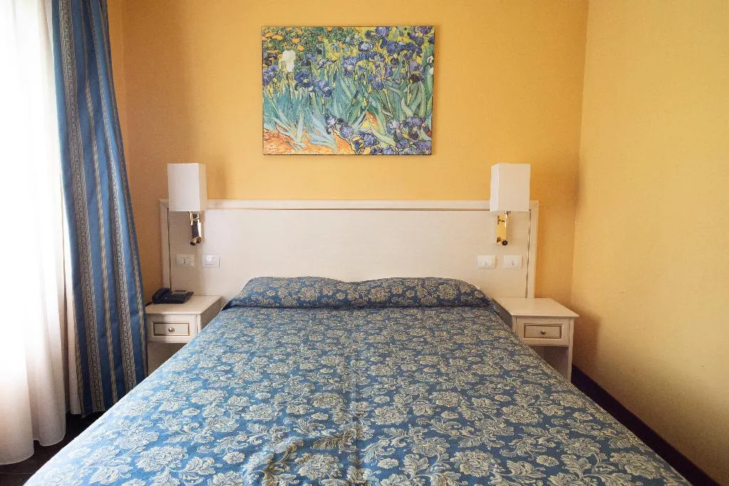 TRIPLE STANDARD Room, Cervara Park Hotel, Rome