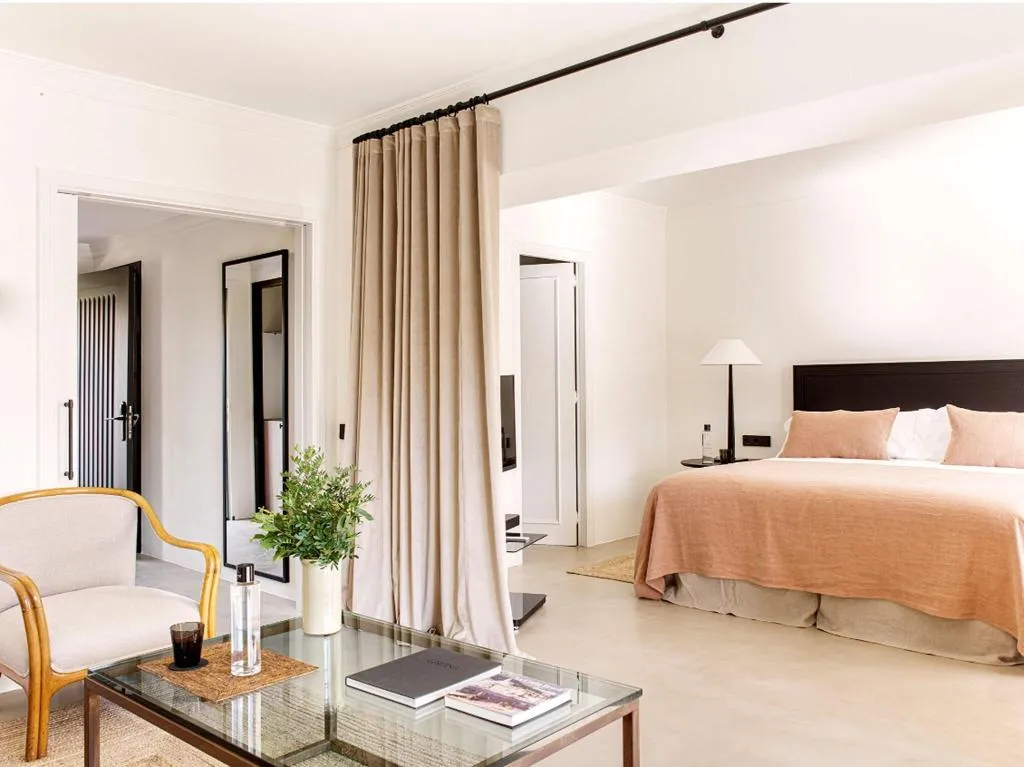 Room, Mas de Torrent, Costa Brava