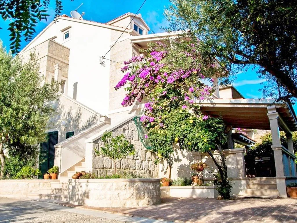 Lobby, Apartments Iskra Duce, Split