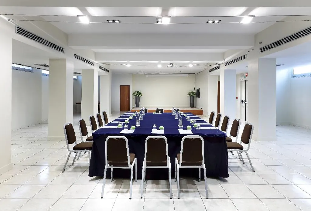 Conferences, Mercure Roma Centro St. John, Naples