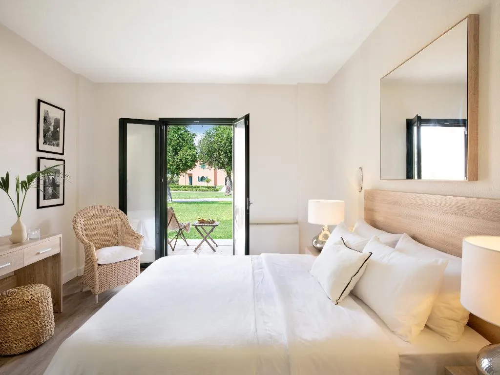 BUNGALOW STANDARD Room, Grecotel LUXME Costa Botanica, Corfu