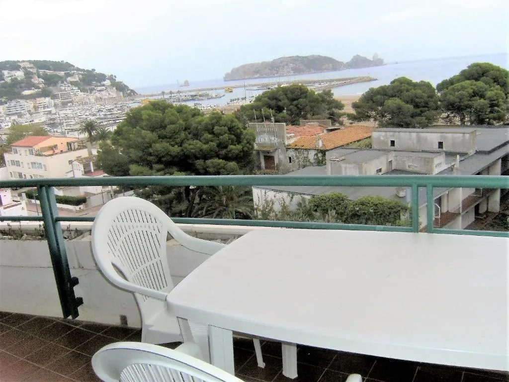 APARTMENT CAPACITY 6 TWO BEDROOMS Room, Medes Park, Costa Brava