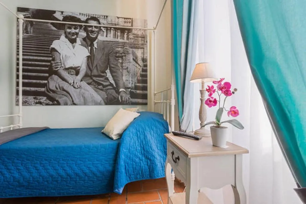 Room, Vacanze Romane Rooms, Naples