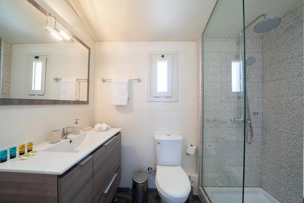 SUITE STANDARD Room, Makris Yialos Apartments, Kefallinia