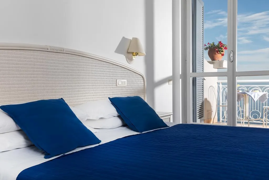 DOUBLE SEA VIEW Room, Hotel Club Due Torri, Naples